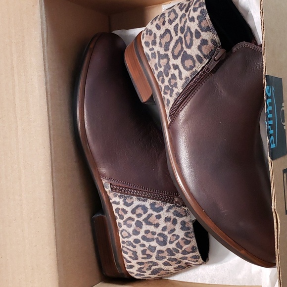 Naot Shoes - Naot - size 41 - leopard and brown booties